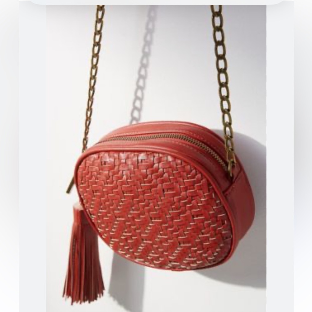Anthropologie Woven Vegan Leather Chunky Chain TASSEL Crossbody Bag Red